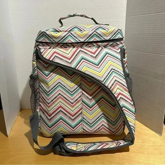 Thirty One Party Punch Backpack Sling Camera Diaper Bag One Shoulder Chevron - Picture 3 of 13